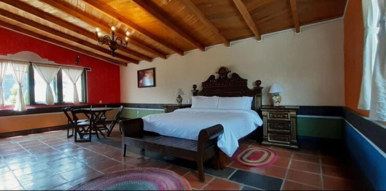Villa Claus Inn Tlalpujahua de Rayón Екстериор снимка