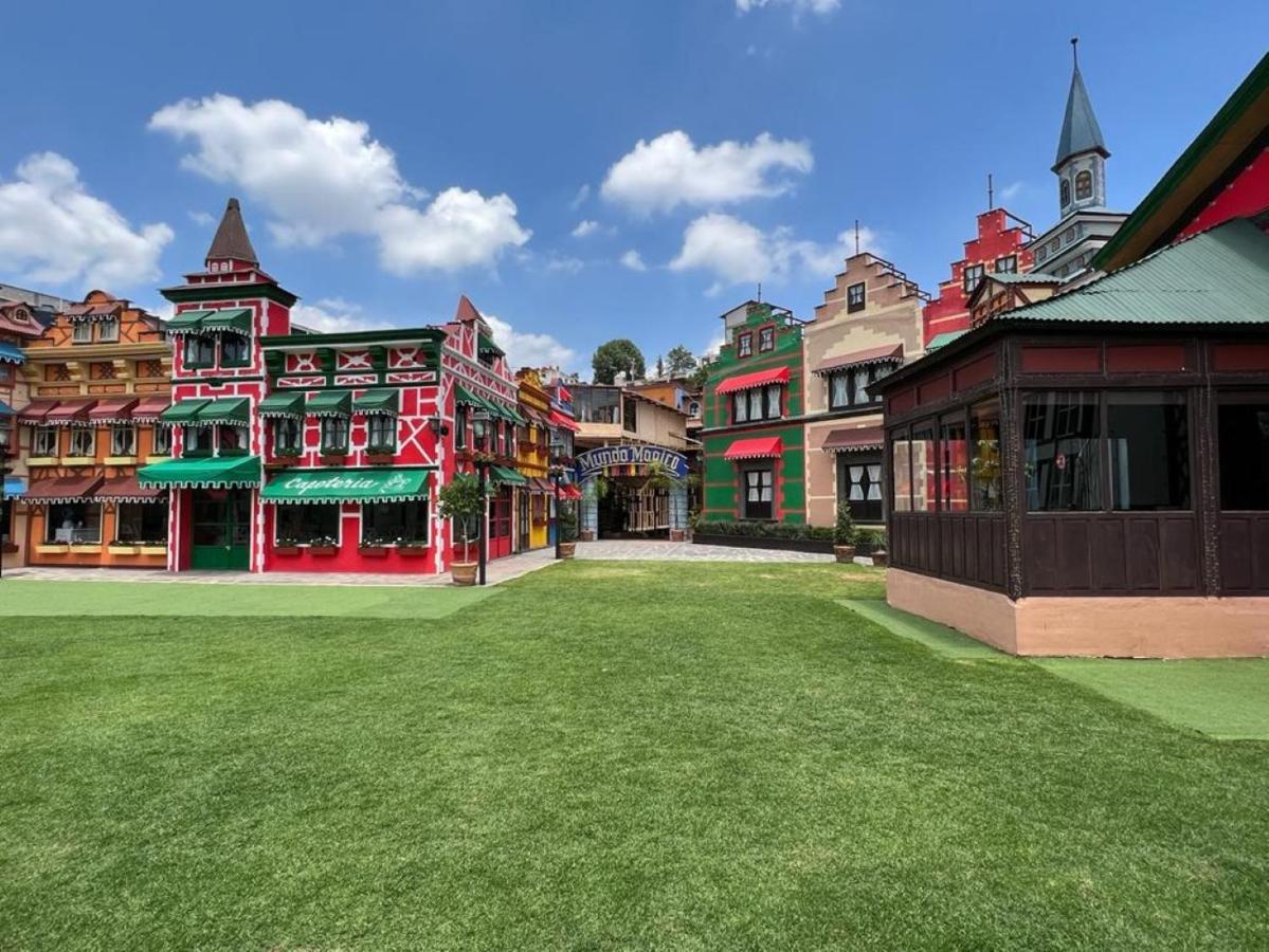 Villa Claus Inn Tlalpujahua de Rayón Екстериор снимка