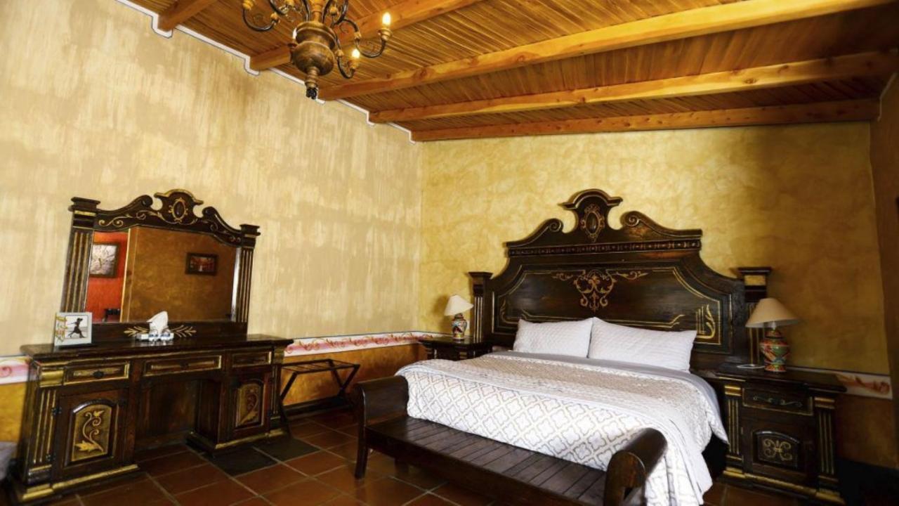 Villa Claus Inn Tlalpujahua de Rayón Екстериор снимка